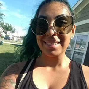 Meet your Posher, Maxine